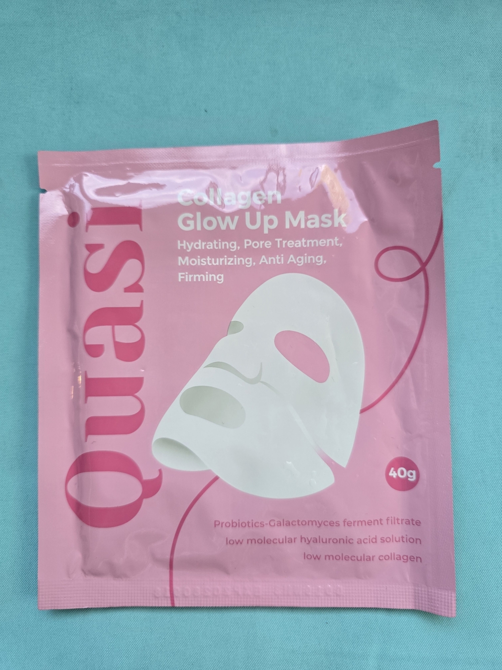 Betsey Johnson Cleansing Wipes Pack, Ouasi Face Mask, 2 Sets Hair Clips - Picture 5 of 8